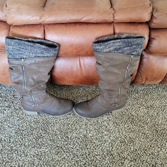 Muk Luks - Picture 5 of 5